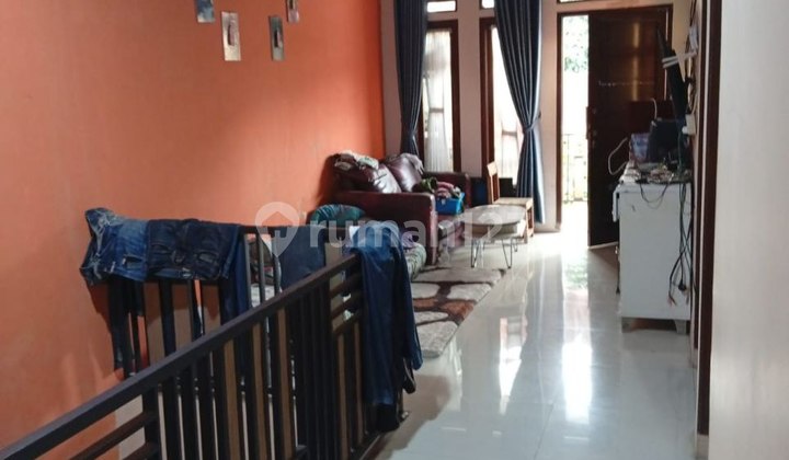 This House Offers Complete Facilities and Has 2 Floors Ready for Immediate Ownership, Especially for Those Seeking a Residence Close to Public Facilities. 2