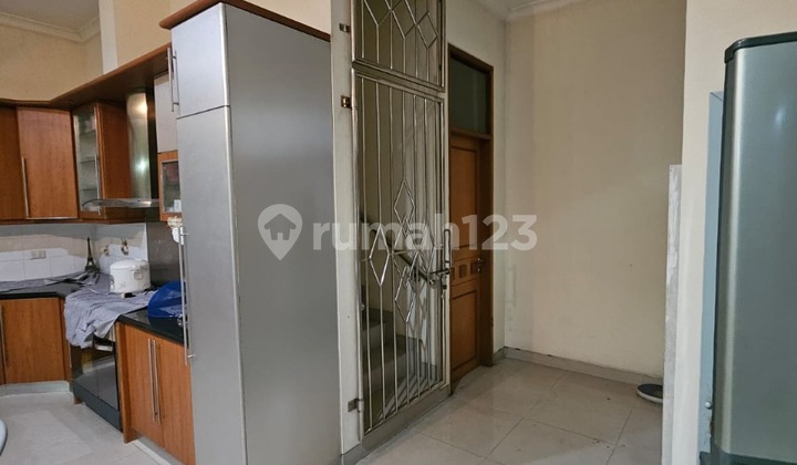 Super Strategic Location!!! Commercial Pasteur For Sale