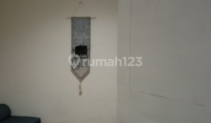 Rumah Ini Menawarkan Lokasi yang Strategis serta Memiliki Jumlah Lantai 1 yang Siap untuk Segera Anda Miliki