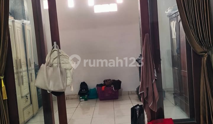 Rumah Lantai Dua di Denpasar Bali 2