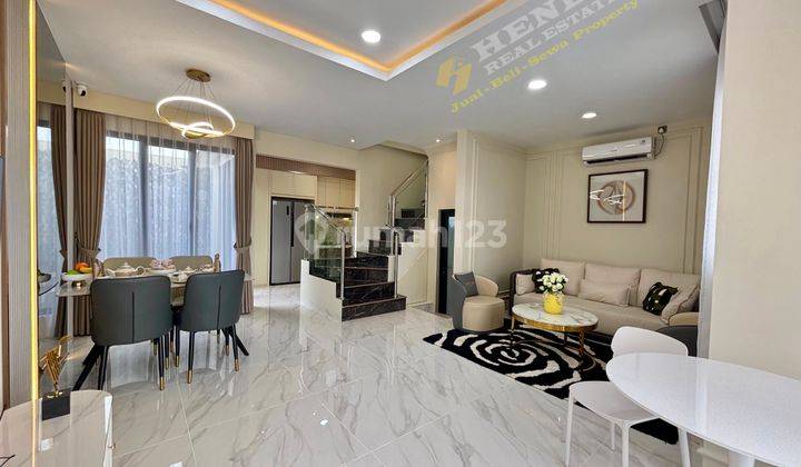 Rumah 2 Lantai Berkonsep American Classic Di Batam Centre  2