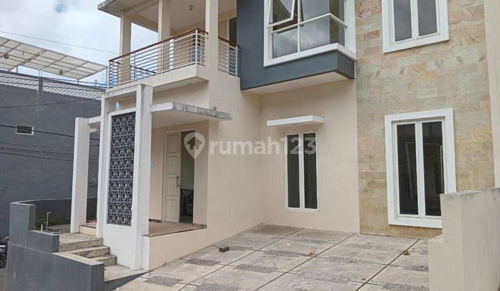 Rumah Villa Baru Posisi Hook Dekat Tempat Wisata Untuk Investasi 2