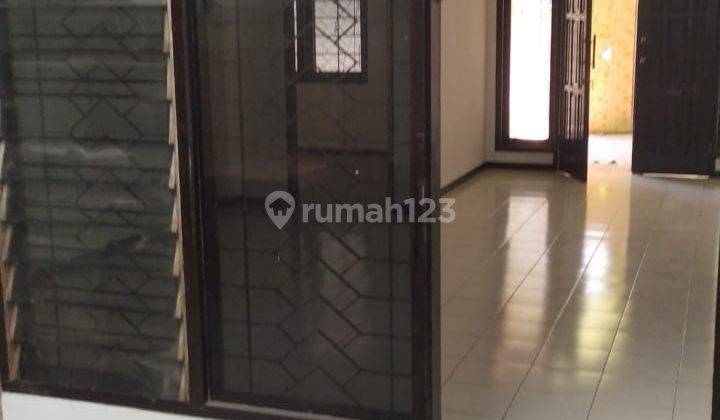 Rumah Legalitas Hgb Di Jalan Zamrud Kondisi Bagus 2