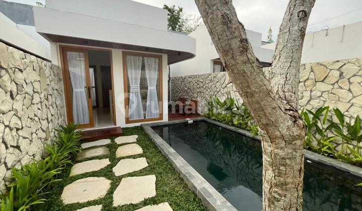 Luxury Villa Investment Near UGM & Pakuwon Mall Yogyakarta Luxury Villa Investment Near UGM & Pakuwon Mall Yogyakarta