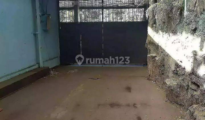 Ruang Usaha Jual Sewa Dekat Jalan Ijen Klojen Malang 2