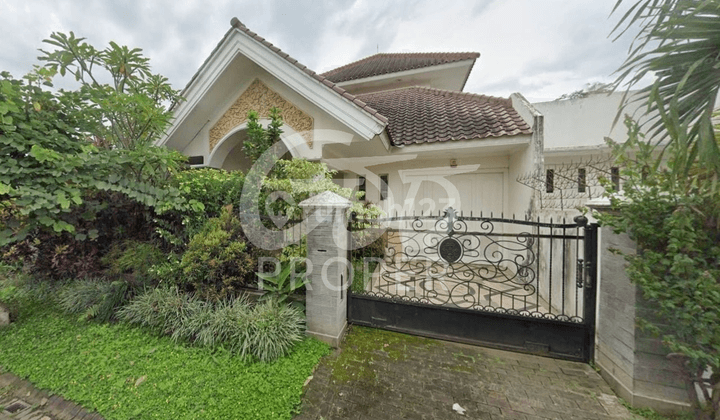 Rumah Mewah Dijual di Graha Golf Araya Pakis Malang 1