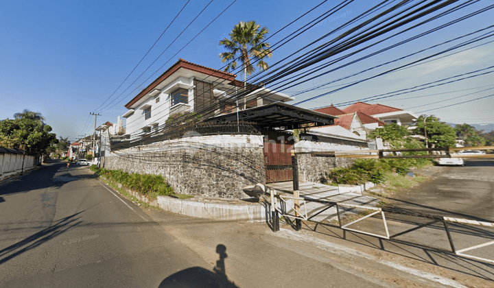 Rumah Mewah Dan Megah Jl Mahameru Kota Malang 1