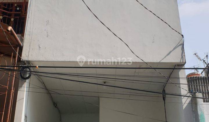  Rumah 3 Lantai Furnished Bagus SHM - Sertifikat Hak Milik di Teluk Gong, Penjaringan 1