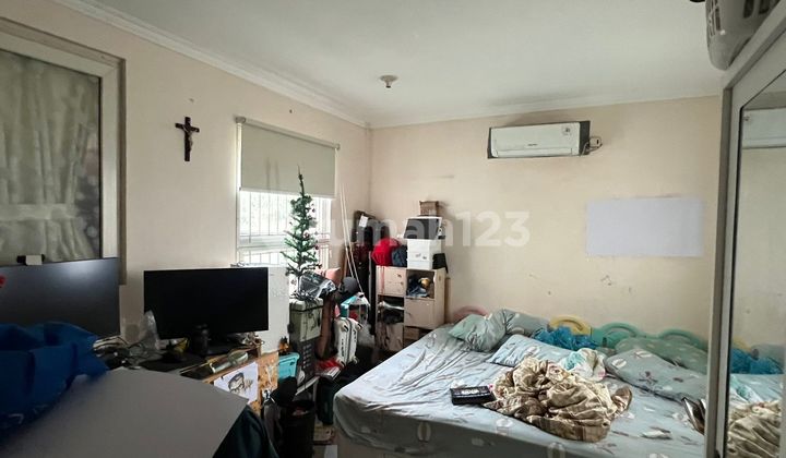 Rumah di Park Residence Taman Surya Hadap Timur Posisi Hook 2