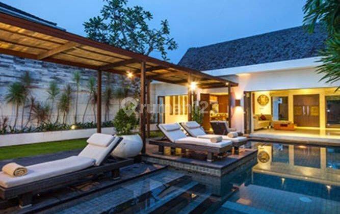 SPACIOUS COZY VILLA IN THE HEART OF BATUBELIG 1