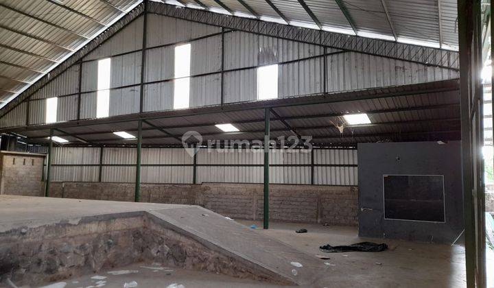 LARGE WAREHOUSE FOR RENT ON CARGO ROAD 2