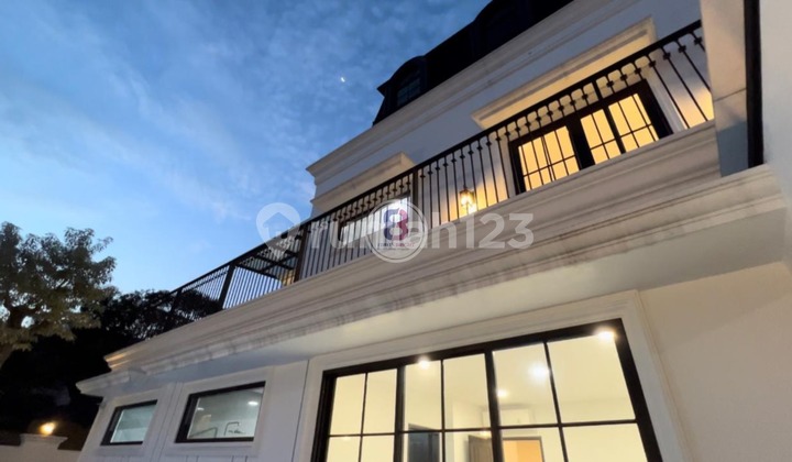 Dijual Rumah Cantik American Classic di Bintaro Jayas Sektor 9 2