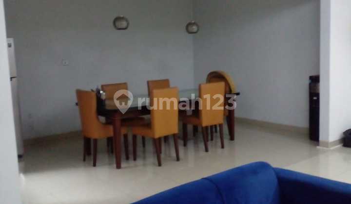 Dijual Rumah Cantik Dalam Cluster Terawat Siap Huni di Kebayoran Bintaro