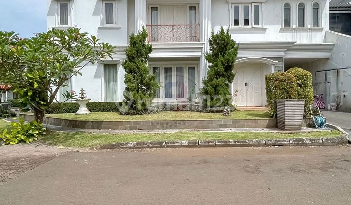 Dijual Rumah Cantik Classic Luas Dengnnan Pool Siap Huni di Bintaro Jaya
