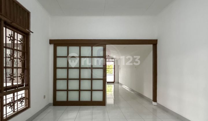 Dijual Rumah Cantik Dalam Perumahan Bintaro Sektor 2 Dekat Akses Jakarta Selatan 2