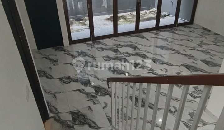 Dijual Rumah Cantik 2 Lantai Siap Huni di Discovery Bintaro Jaya