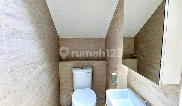 Dijual Rumah Cantik Minimalis Modern Siap Huni di Discovery Bintaro Jaya 2