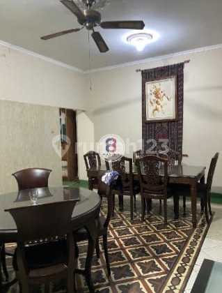Dijual Cepat Rumah Cantik Rapi Terawat Area Sektor 3 Dekat Kampus Stan 2