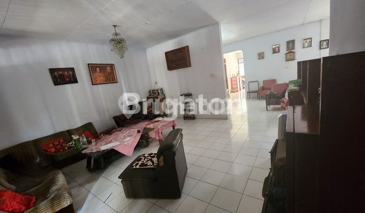 RUMAH LOKASI STRATEGIS DEKAT LAPANGAN GOLF 2