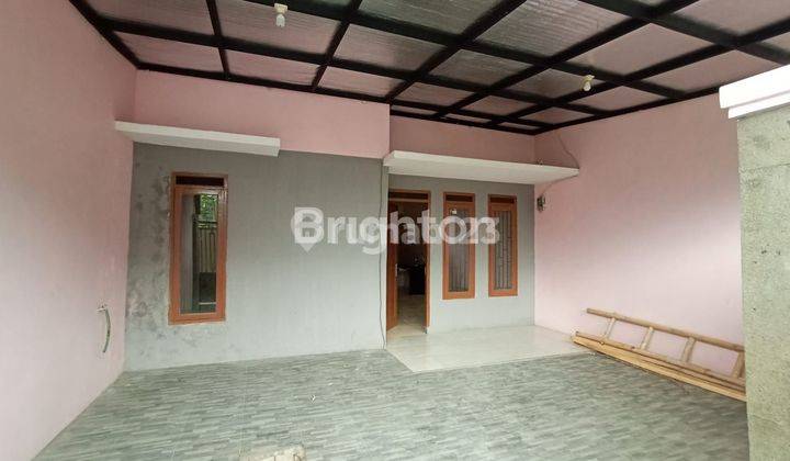 Rumah sudah di renovasi dijual cepat daerah Pataruman 1