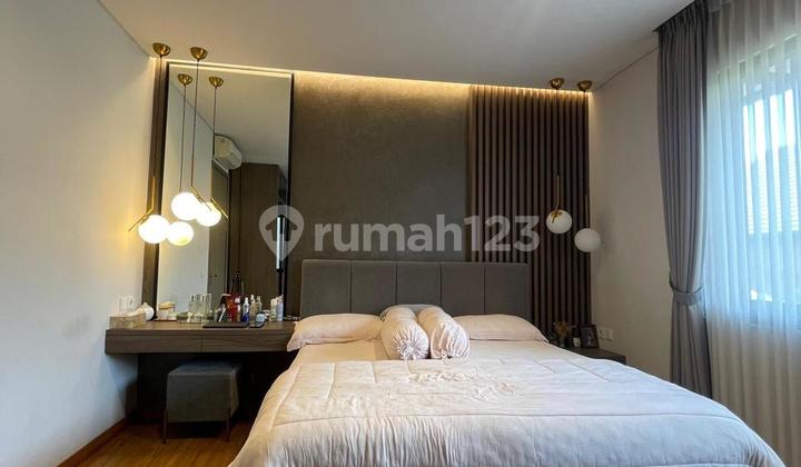 LUXURY HOUSE IN GREENWICH BSD CITY 2 STORIES FULLY FURNISHED READY TO OCCUPY 2