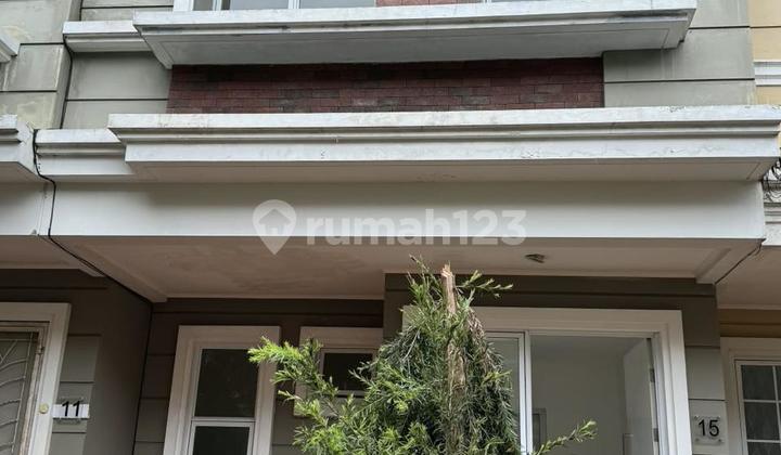 Rumah Minimalis Dalam Cluster Gading Serpong