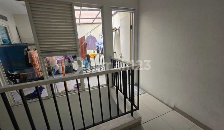 RUMAH CANTIK DI SUVARNA SUTERA 2 LANTAI SIAP HUNI LOKASI BAGUS 2
