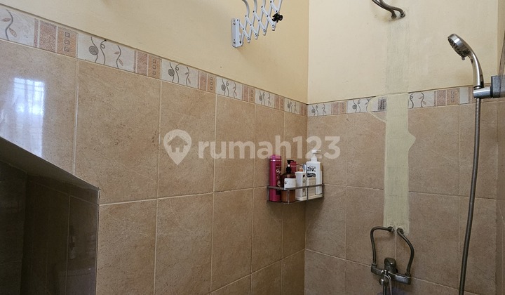 Dream Family Home Ready to Live In Excellent Furnished Condition 2