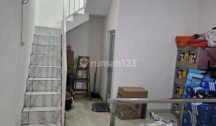 Rumah Furnished 3 Lantai Banjarwijaya Tangerang 2