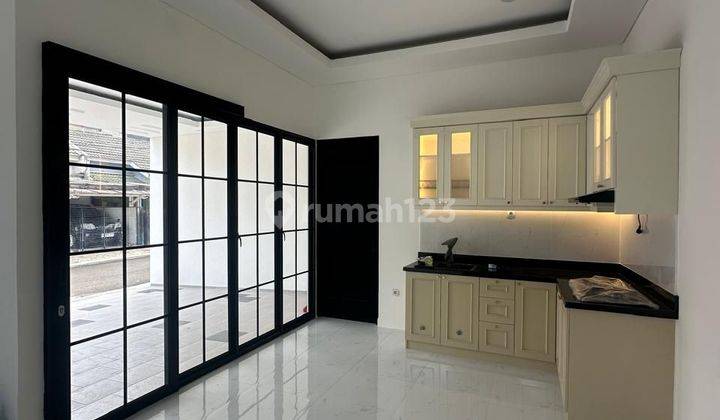 Rumah Hook Classic Modern di BSD,Siap Nego, 1