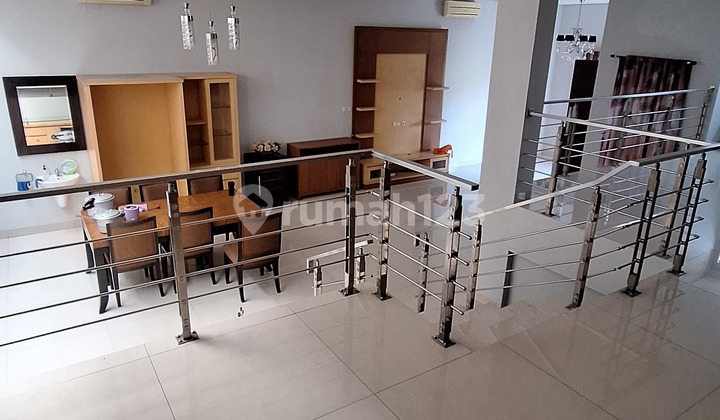 For Rent Partially Furnished House In Alam Sutera, Near Laurensia School 2