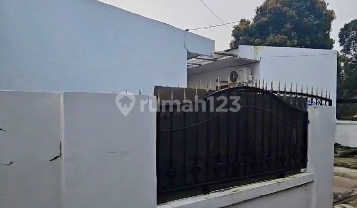Ready to Occupy, Boarding House, 1 Floor, Freehold Certificate, Near Toll Access and Train Station 2