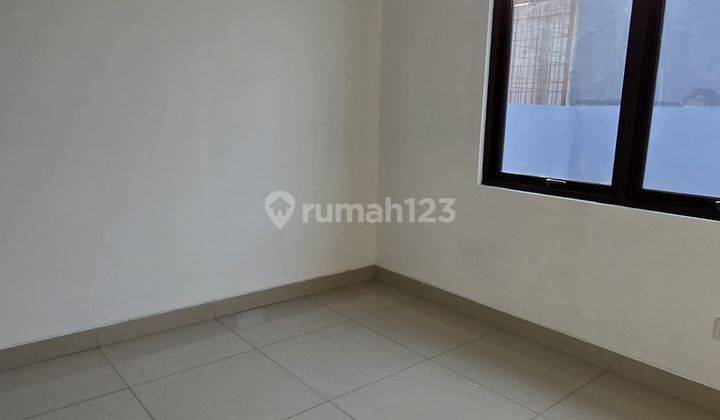 Rumah Modern Minimalis Eminent Bsd,siap Nego 2