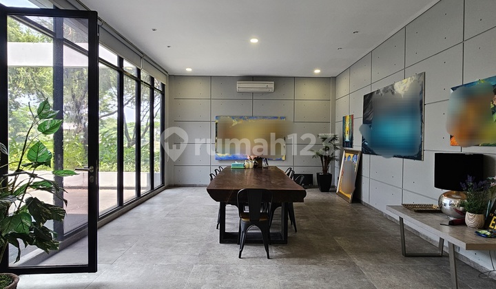 Rumah Direct View Danau di Gading Serpong