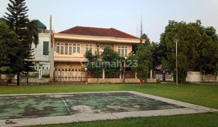 Rumah Hook Depan Taman Villa Melati Mas,jual Cepat 1