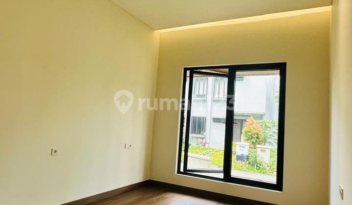 Beautiful House in Foresta BSD 2 Floors Ready to Live In Good Location 2