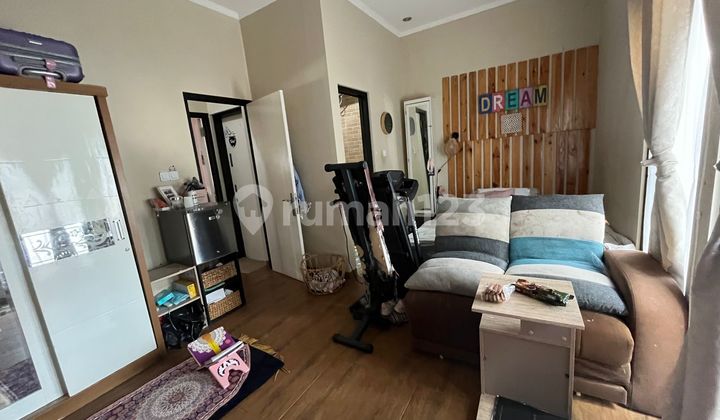 2-Story House Near Jelupang Toll Access 2-Story House Near Jelupang Toll Access