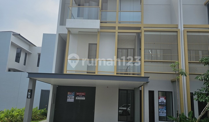 Beautiful Design House in Eona BSD City New 3-Story Unit Ready to Occupy