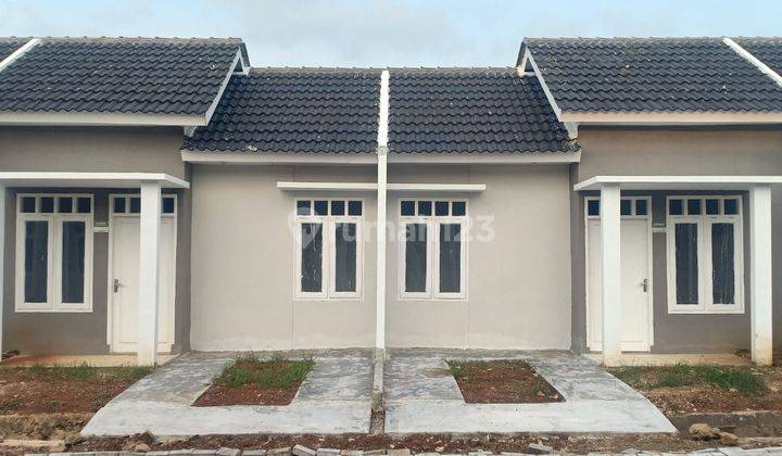 Di jual rumah lokasi di Batavia/taman walet 1