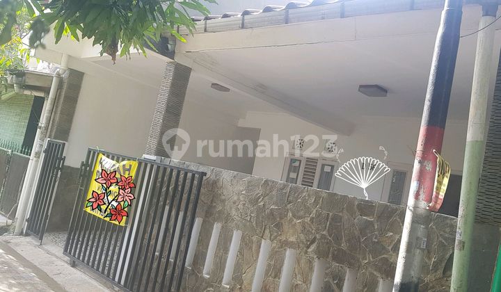 Dijual Rumah Asri 2 Lantai Siap Huni Di Bintara Bekasi Barat 2