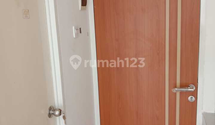 Studio Peak CBD Furnished AC Folding Bed Studio Peak CBD Furnished AC Folding Bed