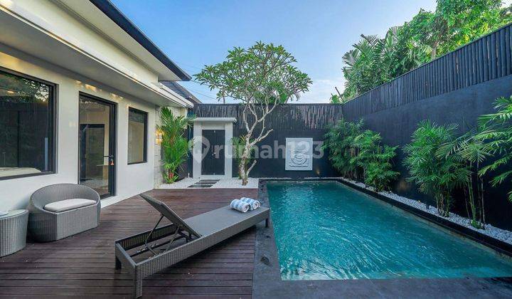 Villa disewakan tahunan di Seminyak, Badung 2