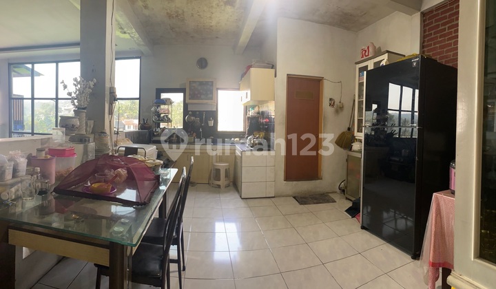 Di Jual Rumah Cocok Untuk Buka Usaha Lokasi Strategis  2