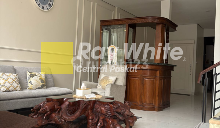 Luxury Villa in Dago Pakar Resort Bandung Luxury Villa in Dago Pakar Resort Bandung