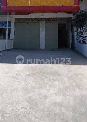 2.5 Storey Shophouse Strategic Location In East Denpasar 1