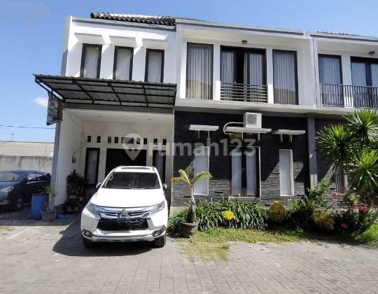 3 Bedroom Minimalist Modern House at Grand Pancoran Residence 1