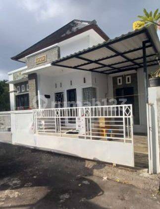 Rumah Semi Furnished di Biluk Residence 1