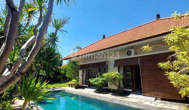 Luxury Private Villa with Pool in Canggu  1