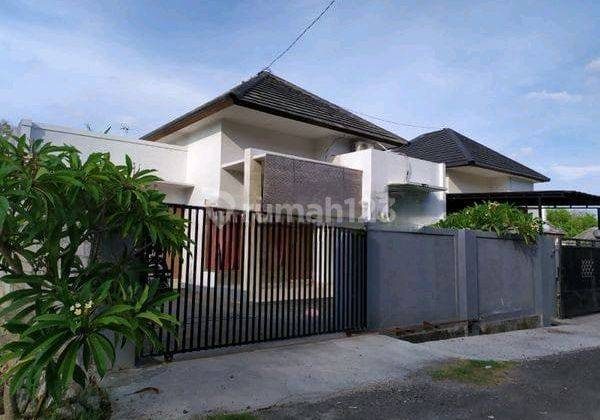 Rumah Modern Satu Lantai Dalam Perumahan Di Benoa Nusa Dua 1