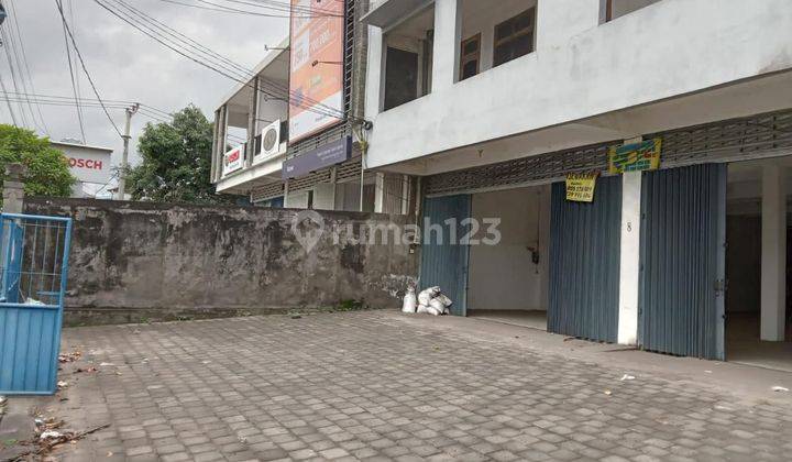 Super Spacious 2-Storey Shophouse Near Gatsu Ubung 2